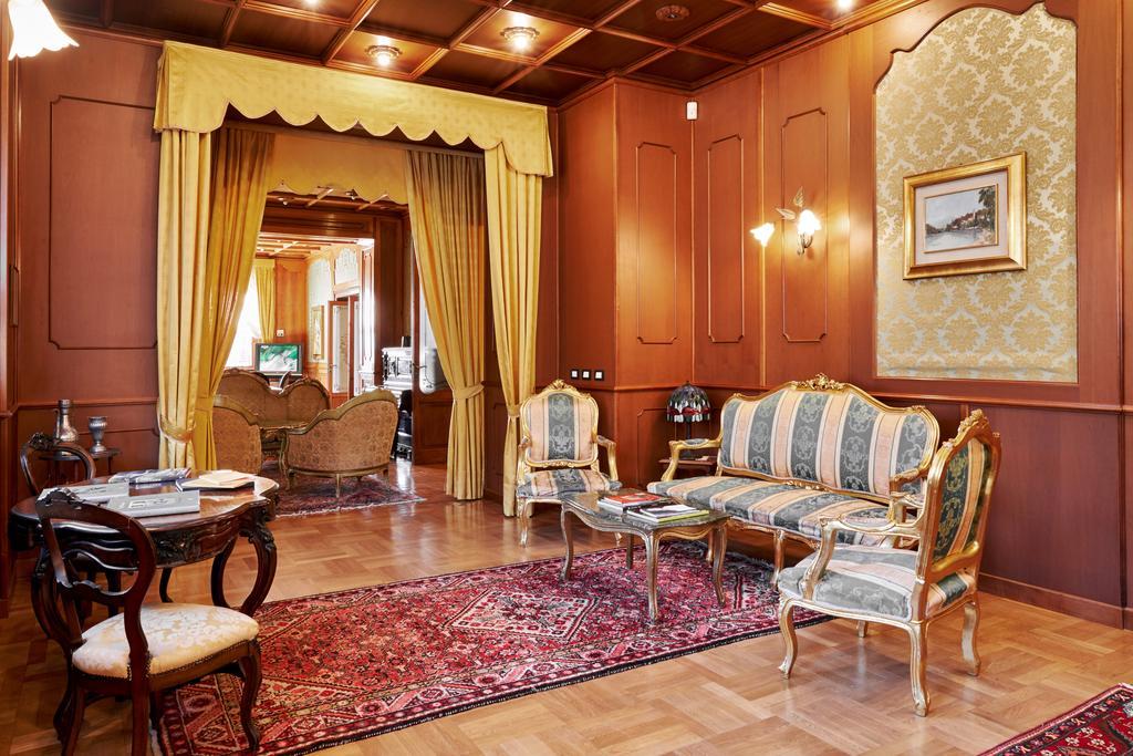 Hotel Villa Delle Ortensie Sant'Omobono Imagna Eksteriør bilde
