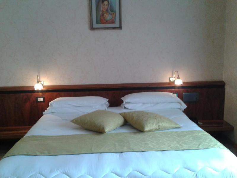 Hotel Villa Delle Ortensie Sant'Omobono Imagna Eksteriør bilde