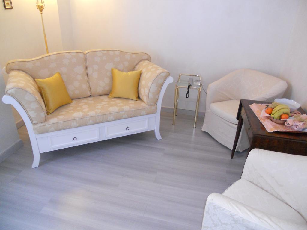 Hotel Villa Delle Ortensie Sant'Omobono Imagna Eksteriør bilde