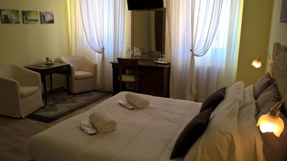 Hotel Villa Delle Ortensie Sant'Omobono Imagna Eksteriør bilde