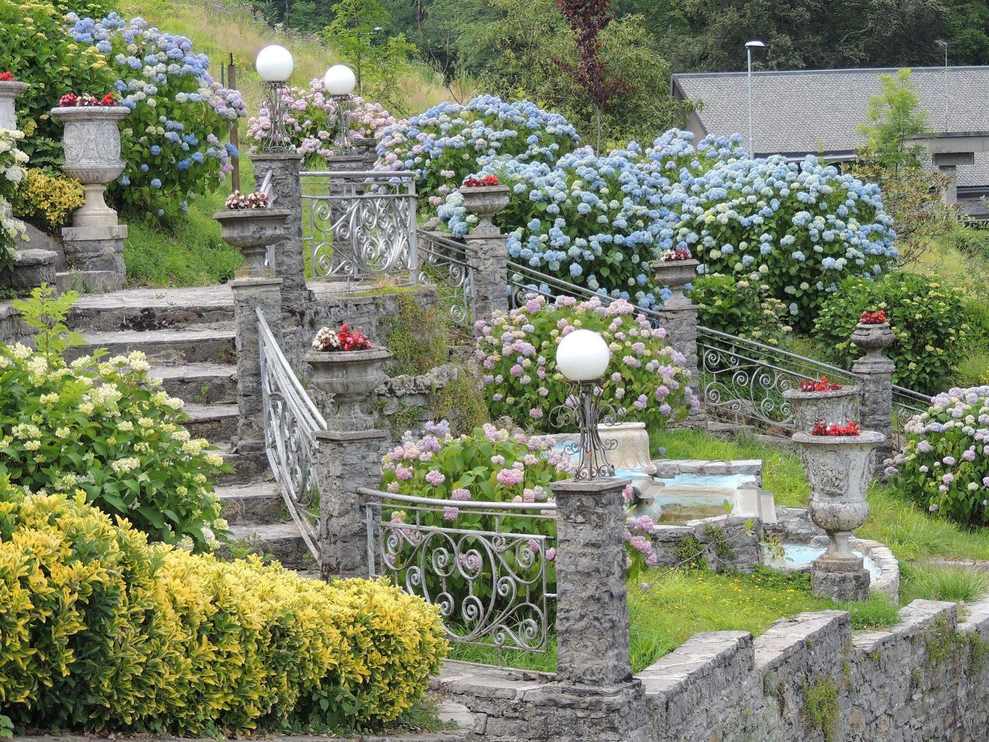 Hotel Villa Delle Ortensie Sant'Omobono Imagna Eksteriør bilde