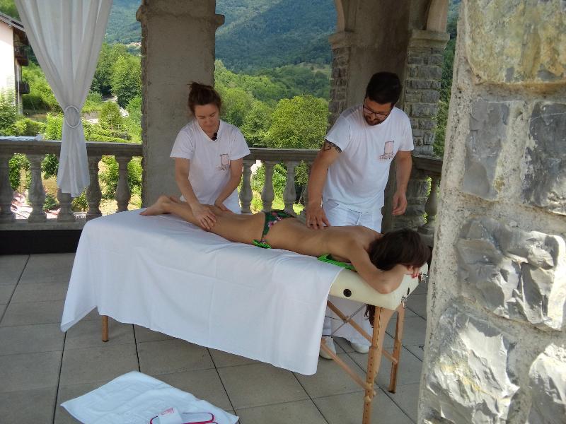 Hotel Villa Delle Ortensie Sant'Omobono Imagna Eksteriør bilde